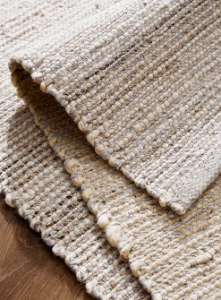 Woven stripes reversible artisanal rug