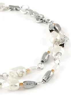 Xinae glass and pewter necklace