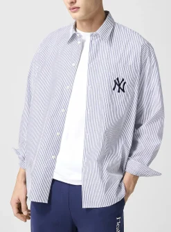 Yankees embroidered logo striped shirt