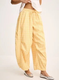 Yellow checkers parachute pant