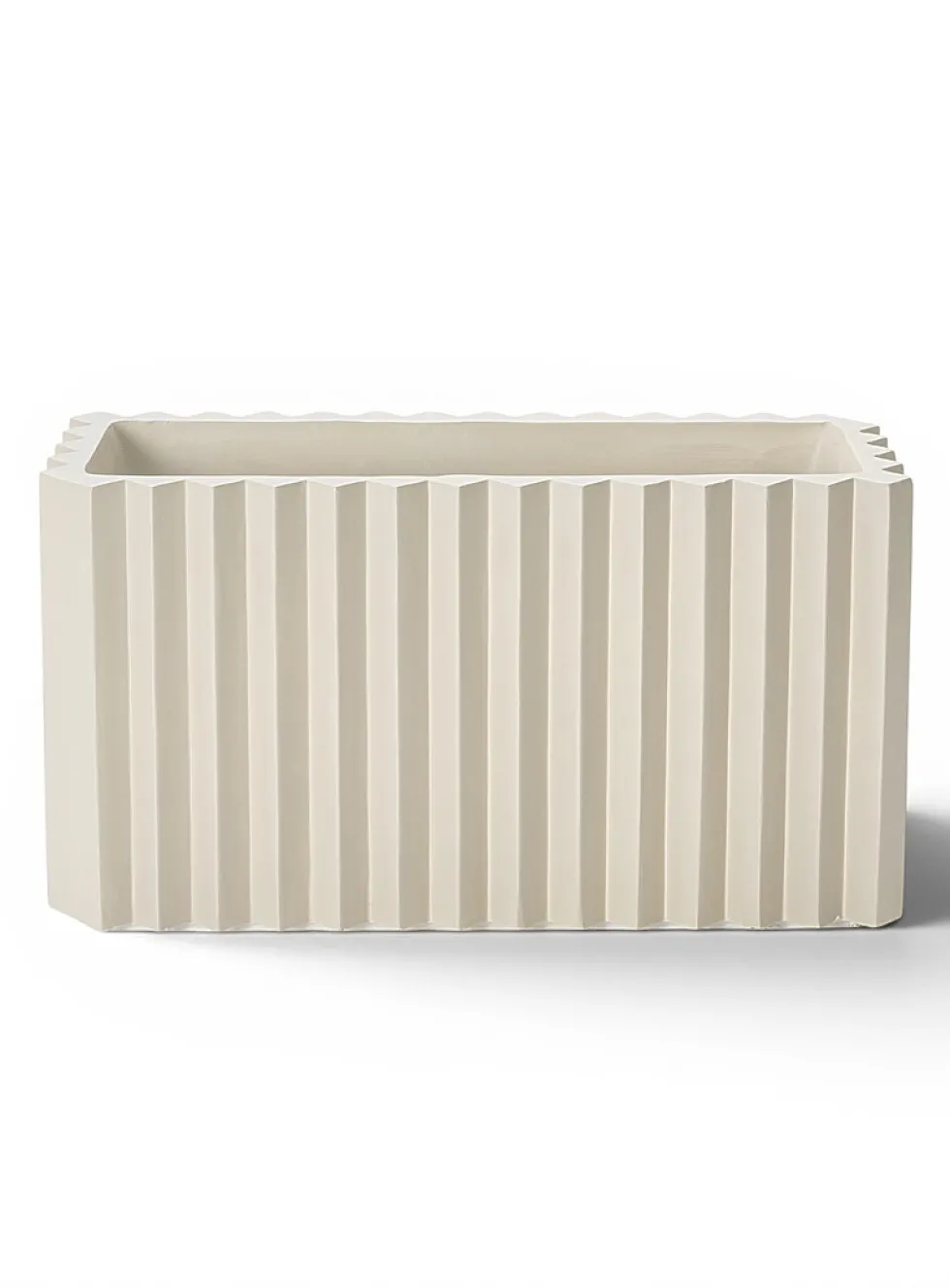 Zigzag rectangular indoor/outdoor planter