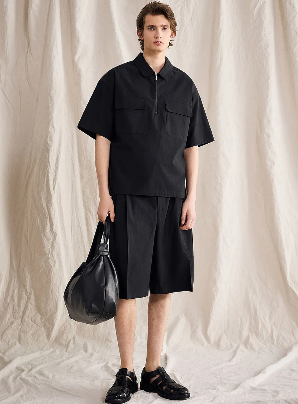 Zip point-collar shirt