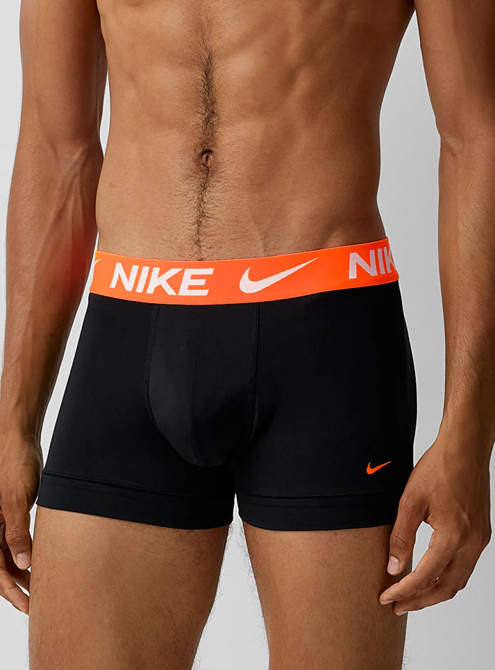 3" logo band trunks