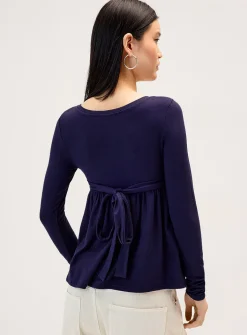 Back bow open neckline T-shirt