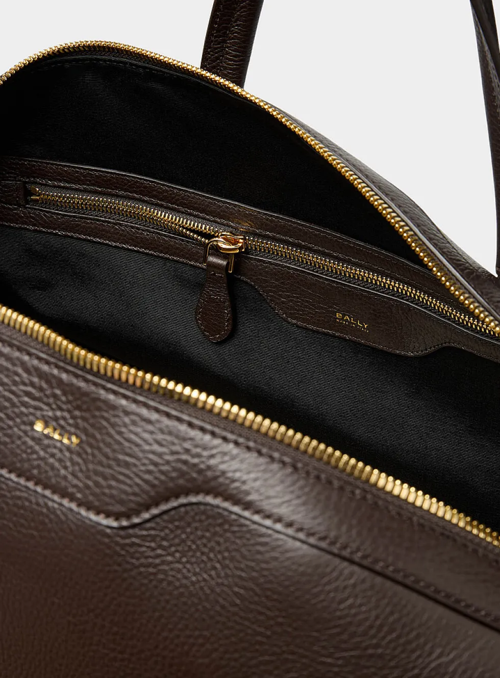 Beckett leather duffle bag