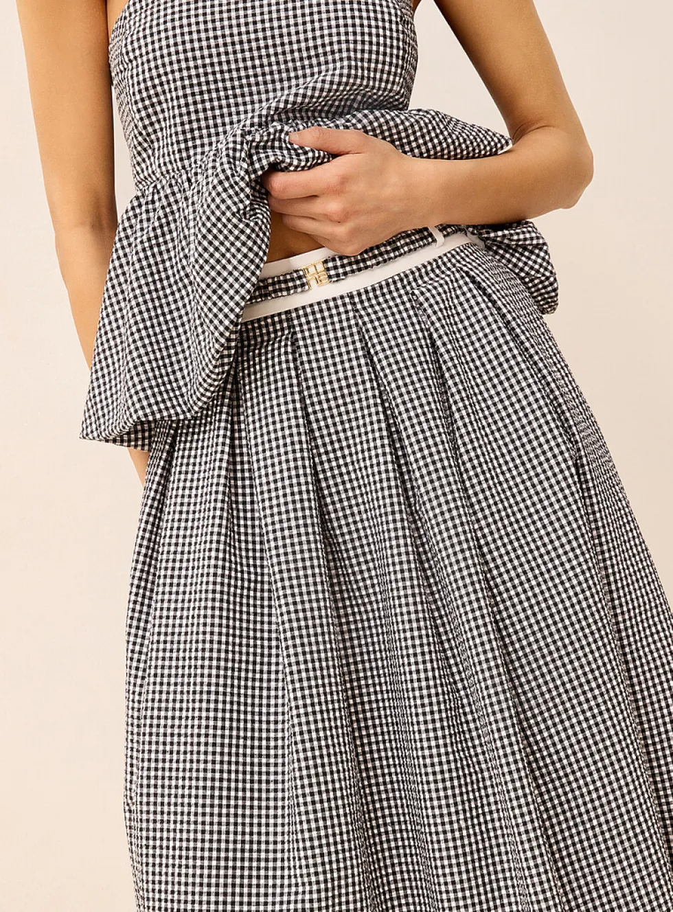 Belted flared gingham seersucker skirt