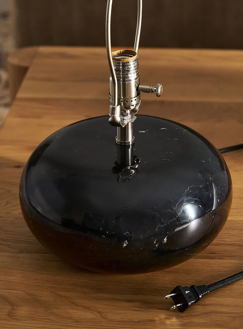 Black marble base table lamp