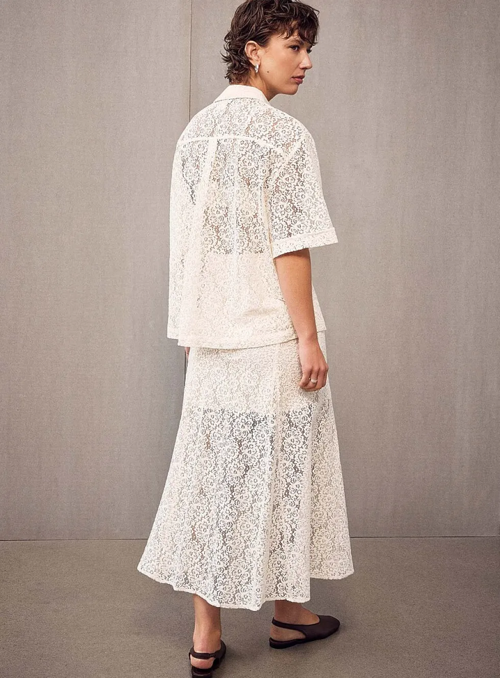 Boxy-fit lace shirt