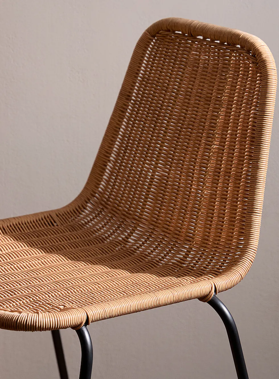 Braided polyresin counter stool