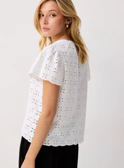 Broderie anglaise tee