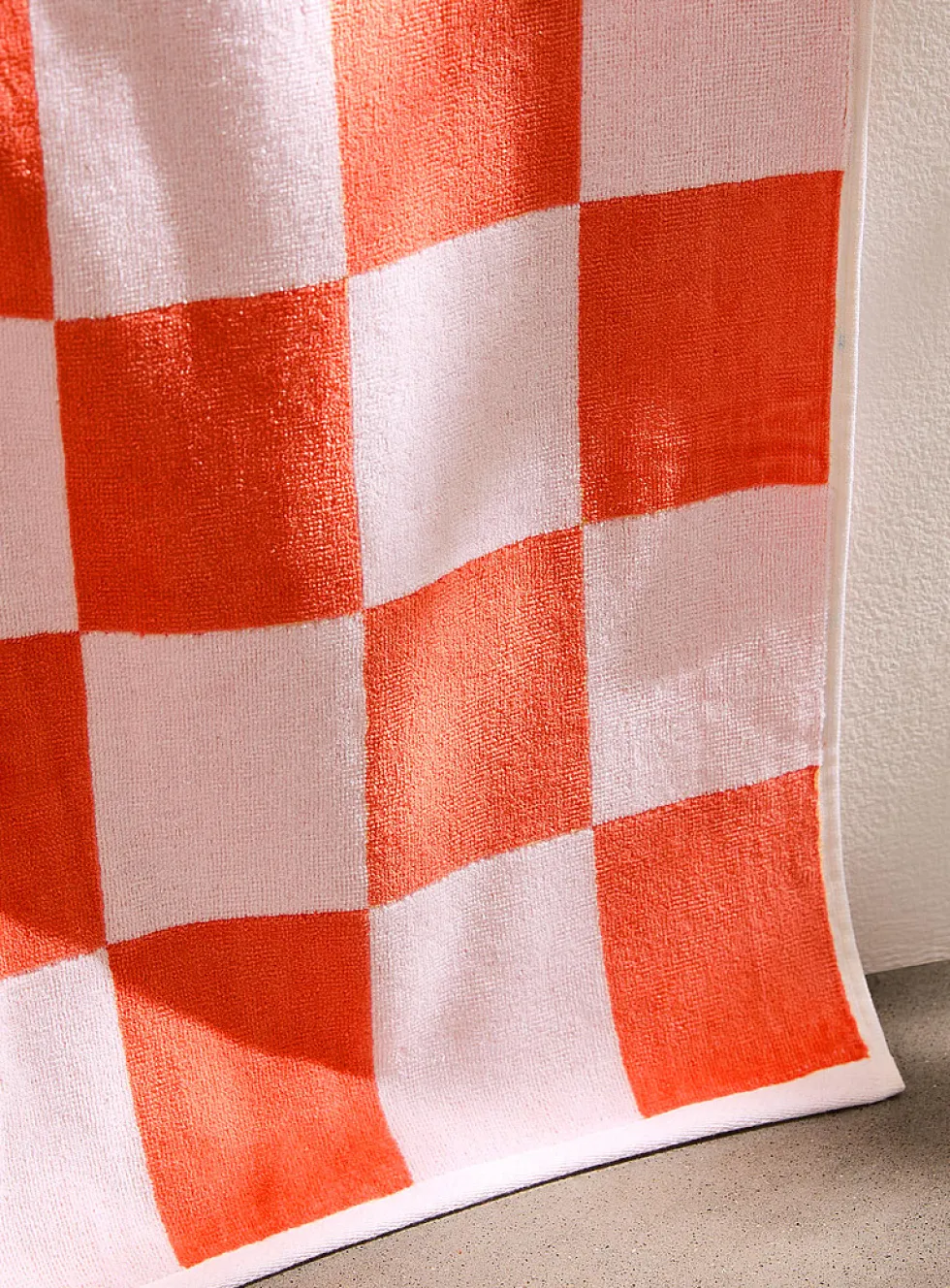 Checkered organic cotton beach towel