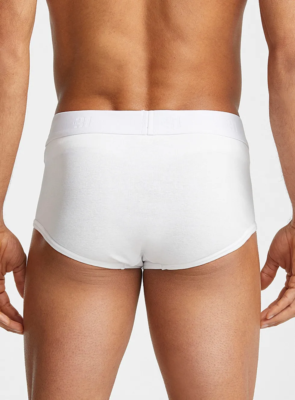 Classic solid briefs