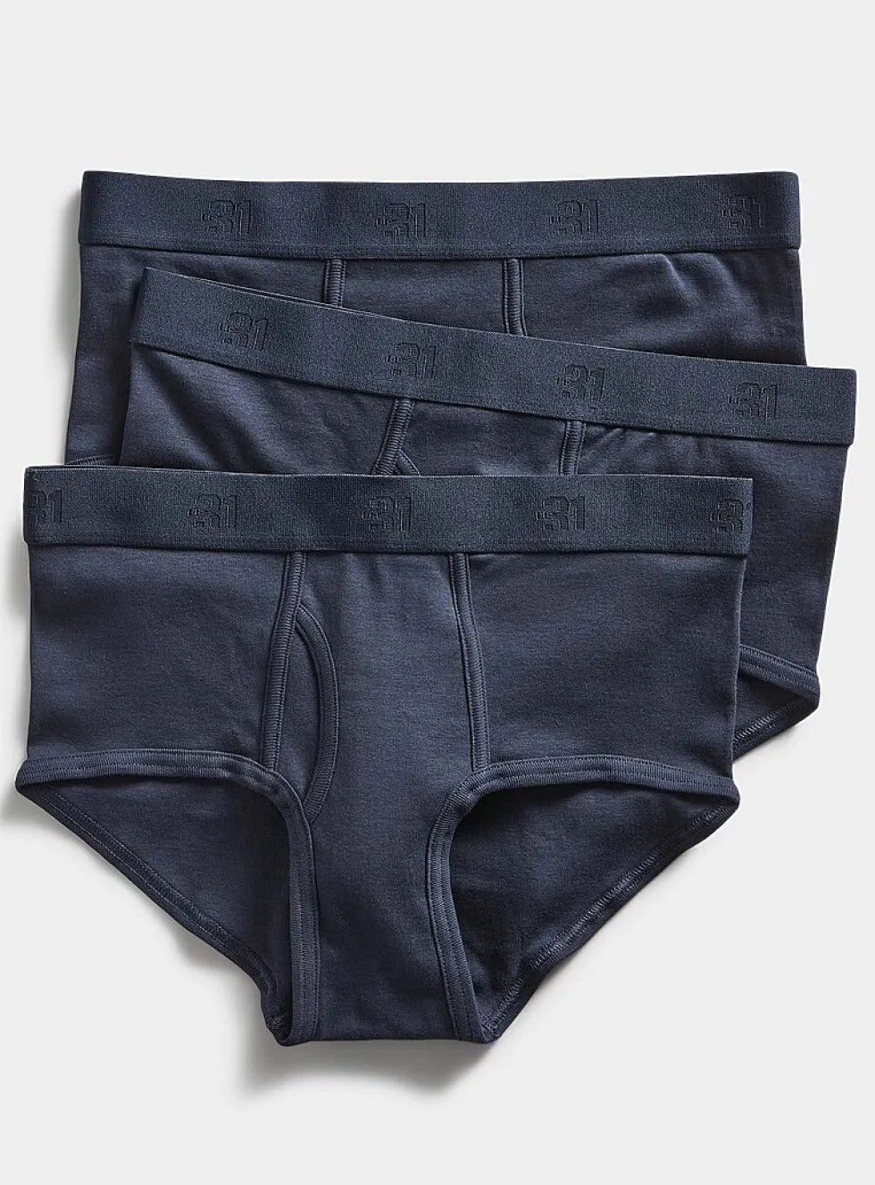 Classic solid briefs