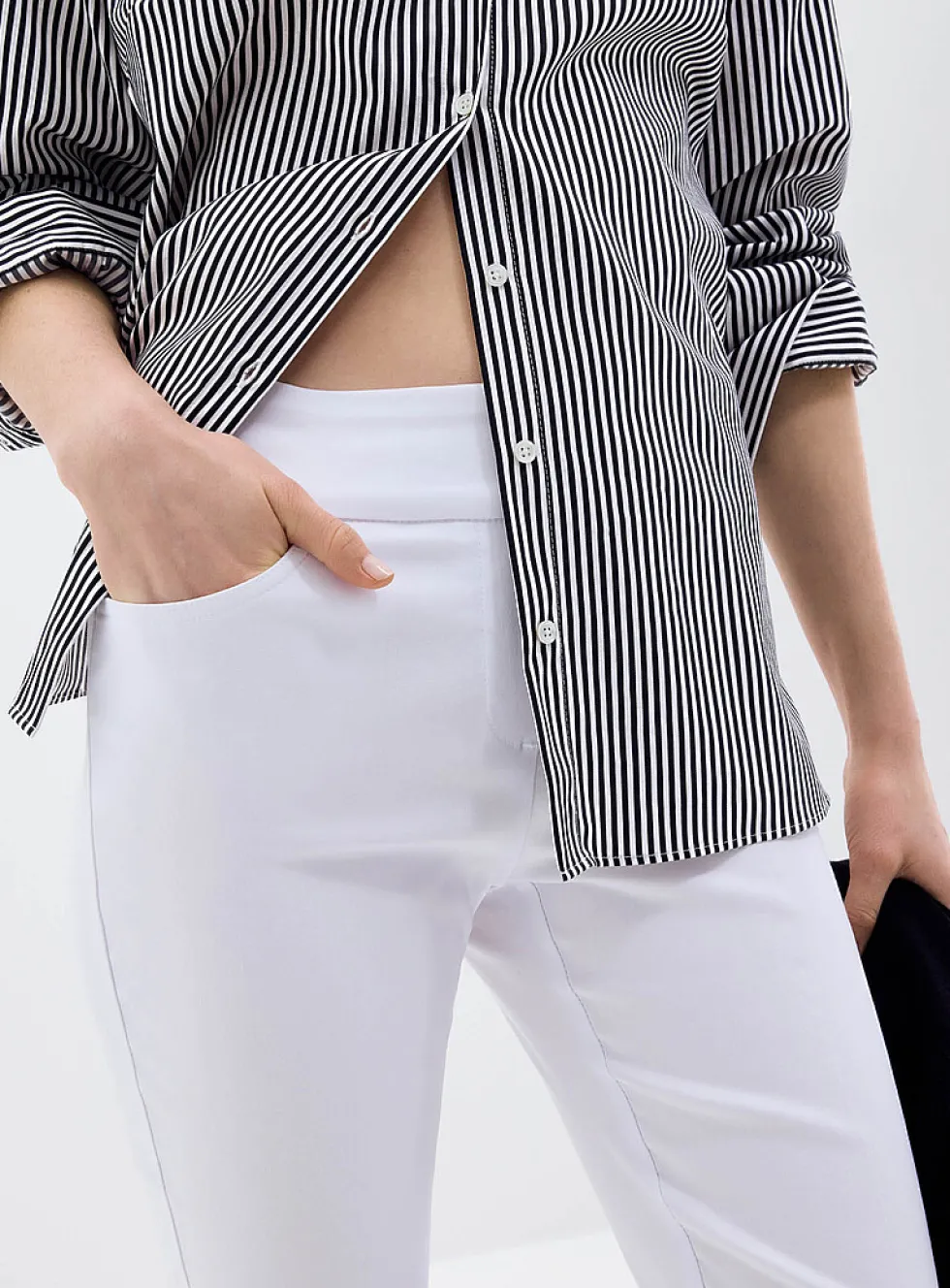 Comfort-waist bengaline capri pant