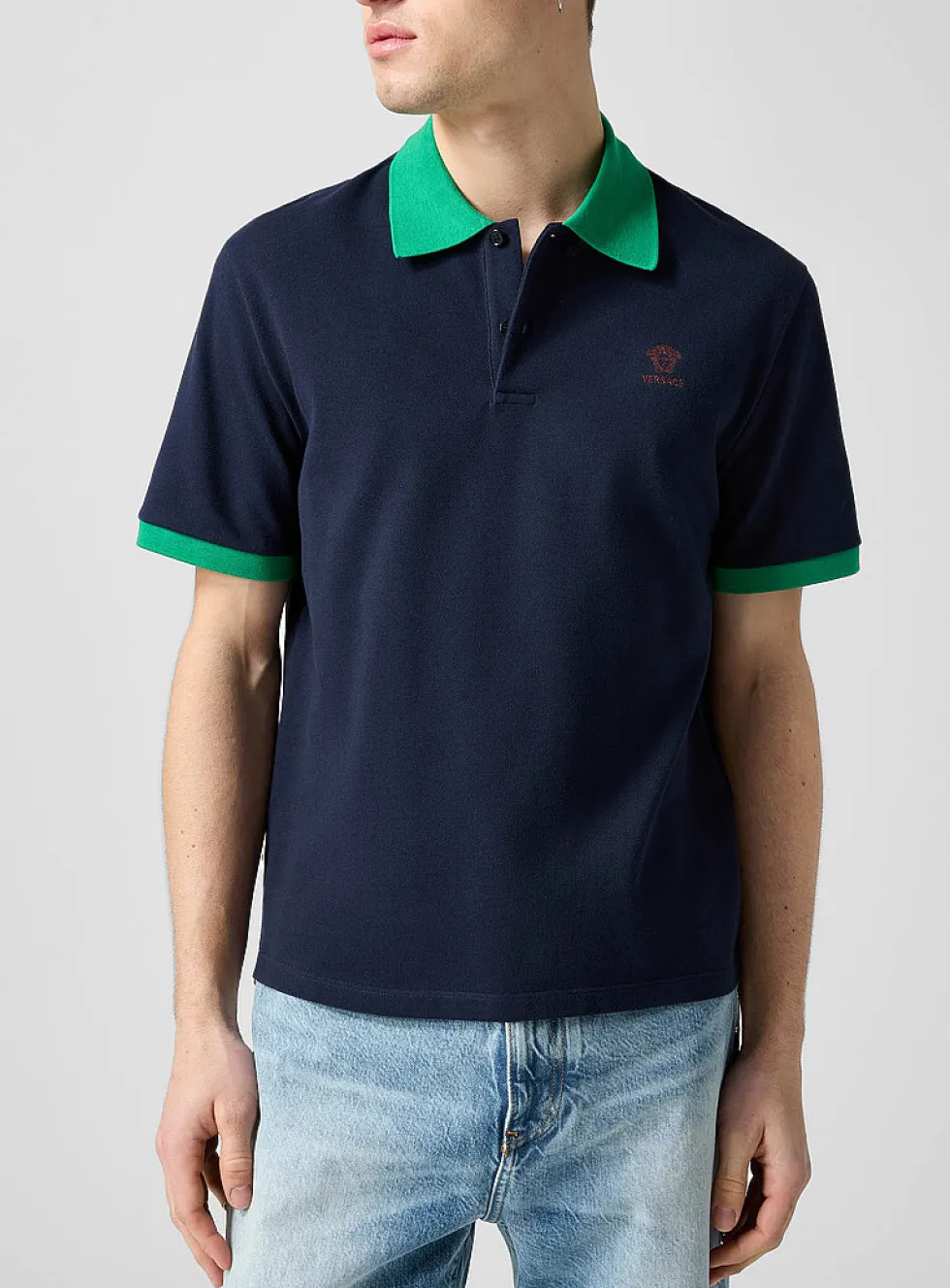 Contrasting collar piqué polo shirt