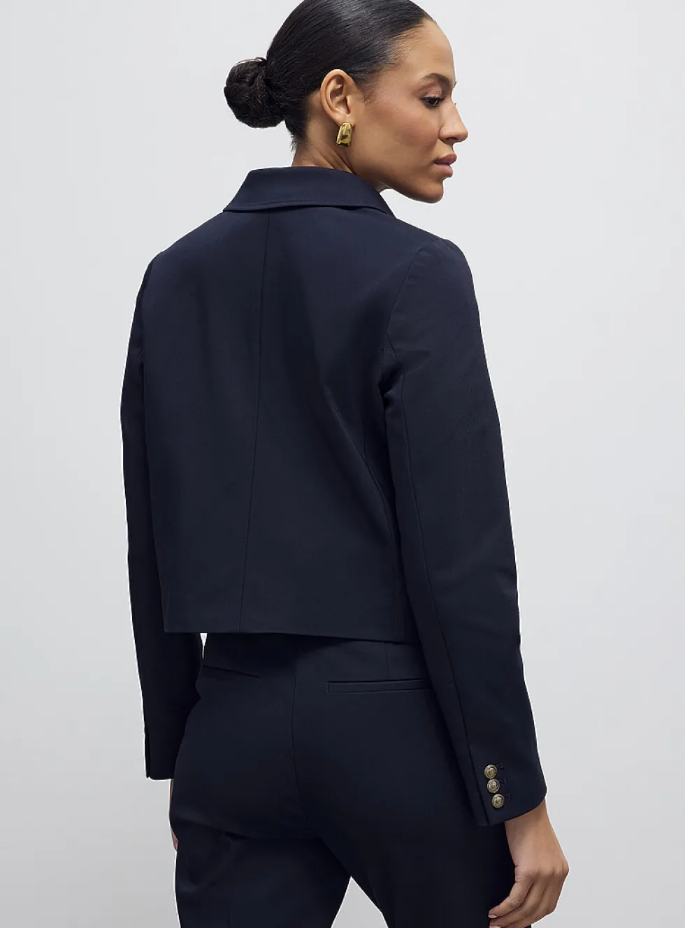 Crest buttons shirt-collar blazer