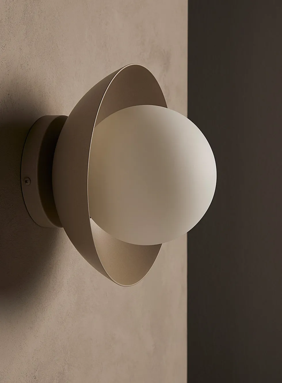 Danoise light fixture