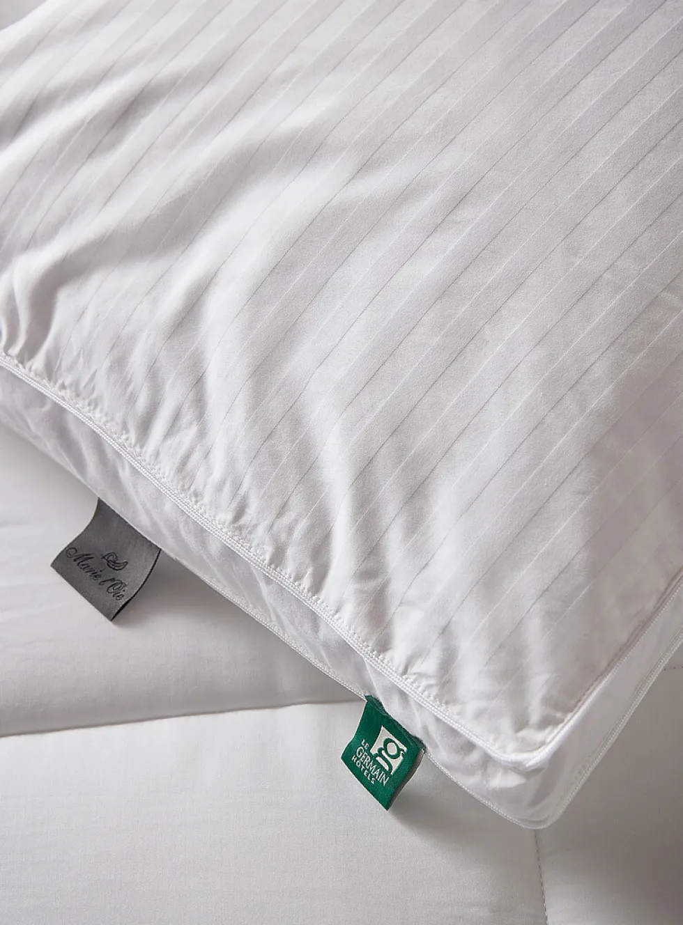 Divine down pillow