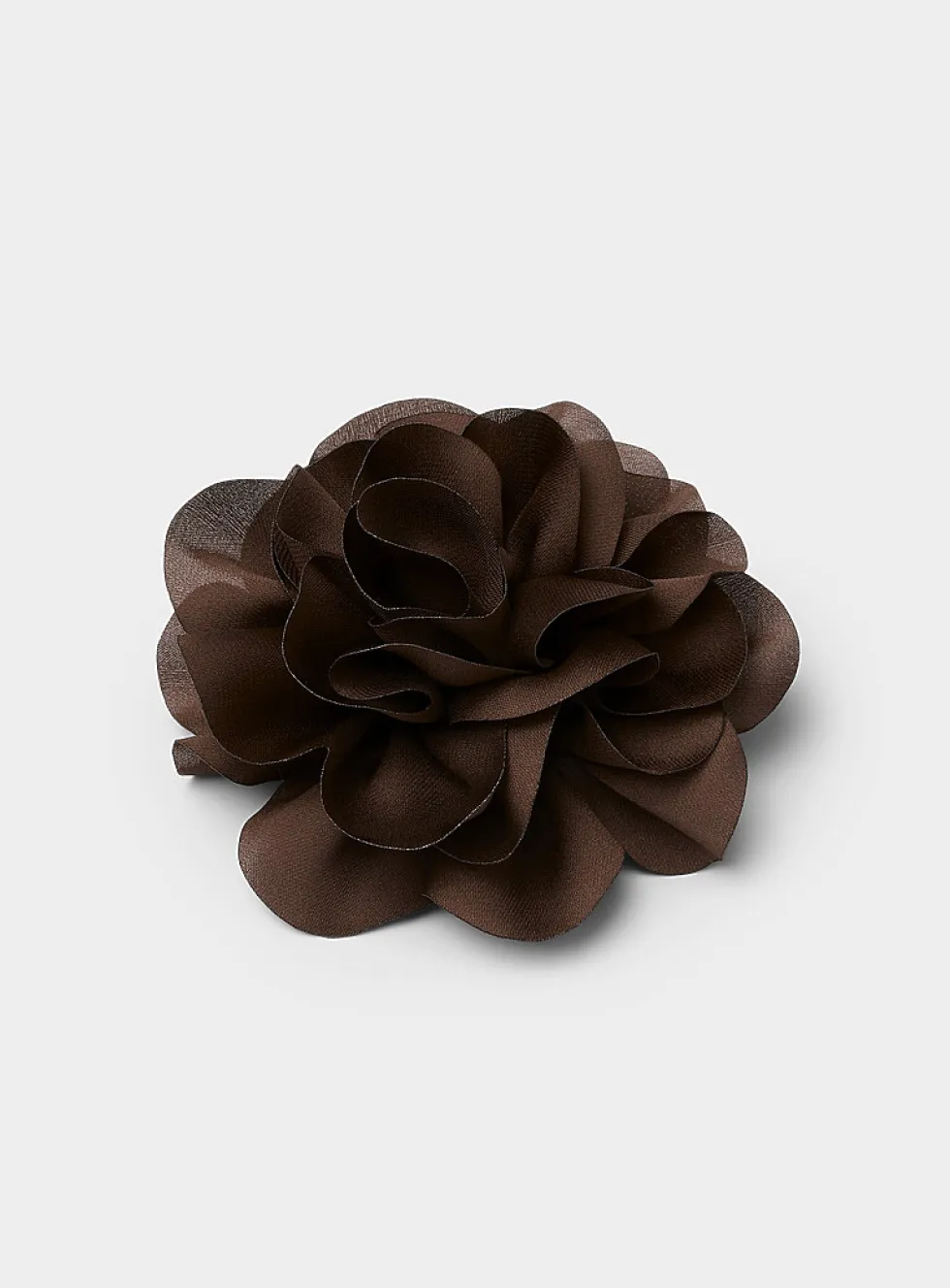 Dome flower brooch