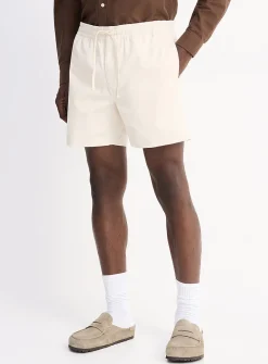 Drawstring-waist chino short