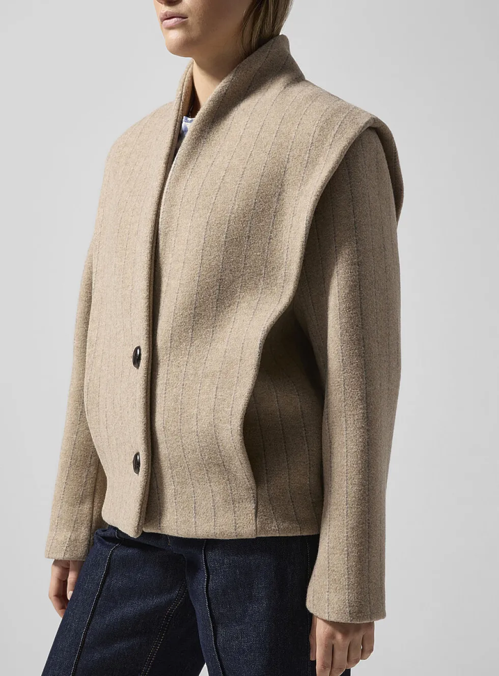 Dyogo short wool overcoat