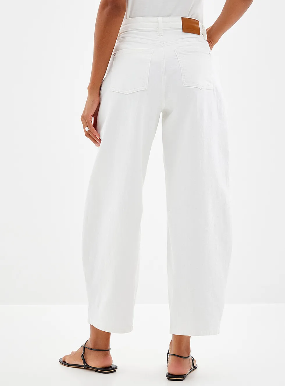 Ecru stretch jean