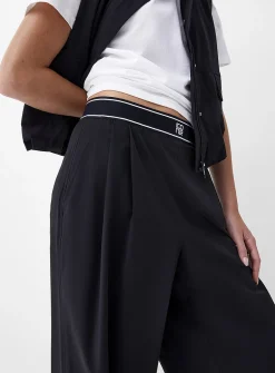 Elastic waist pleated nylon pant