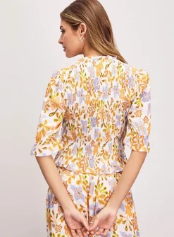 Elbow-length sleeves V-neck crinkled blouse