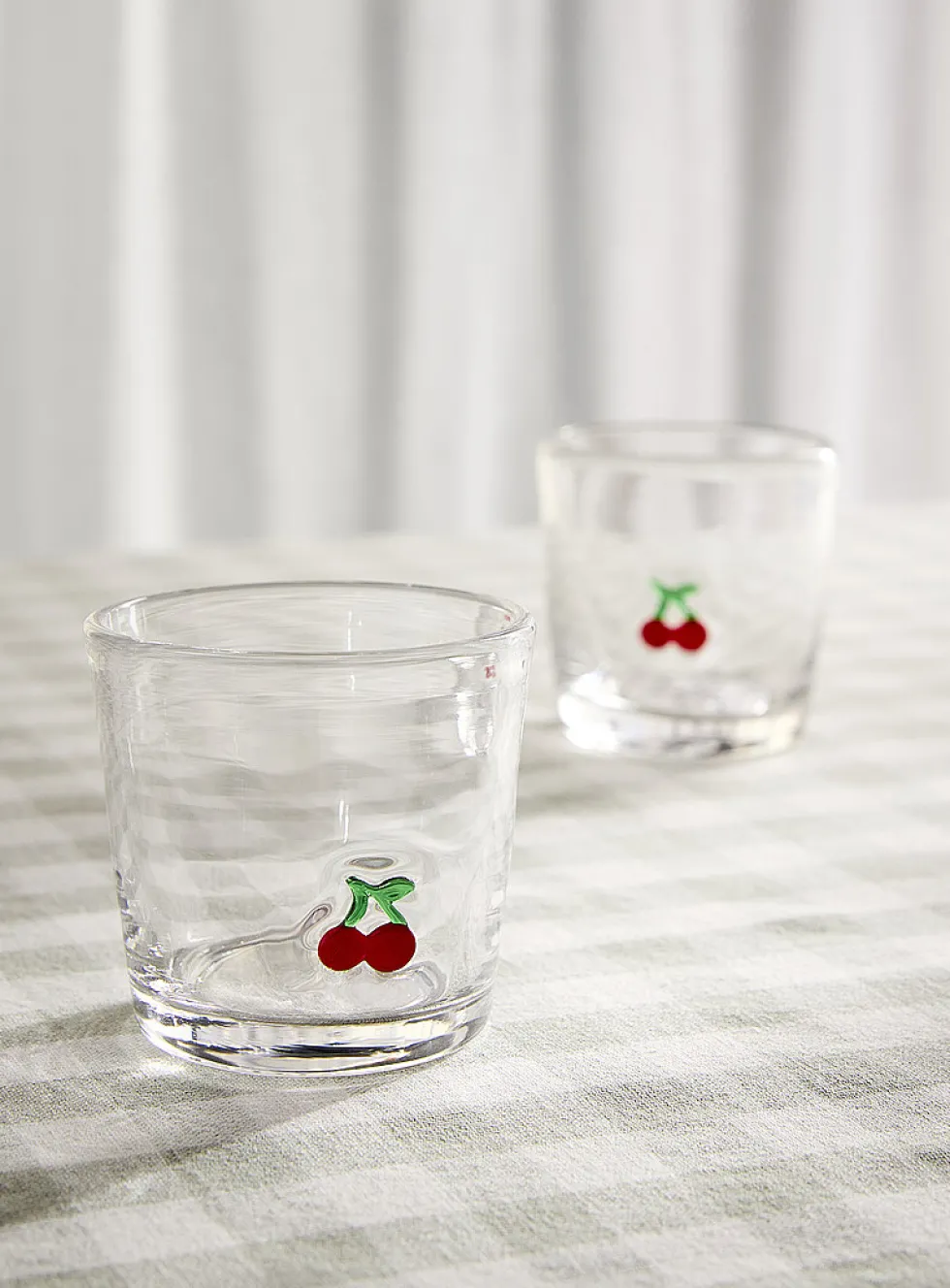 Embossed cherries small glasses
