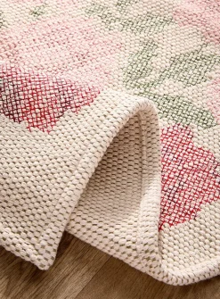 Embroidered flowers woven rug