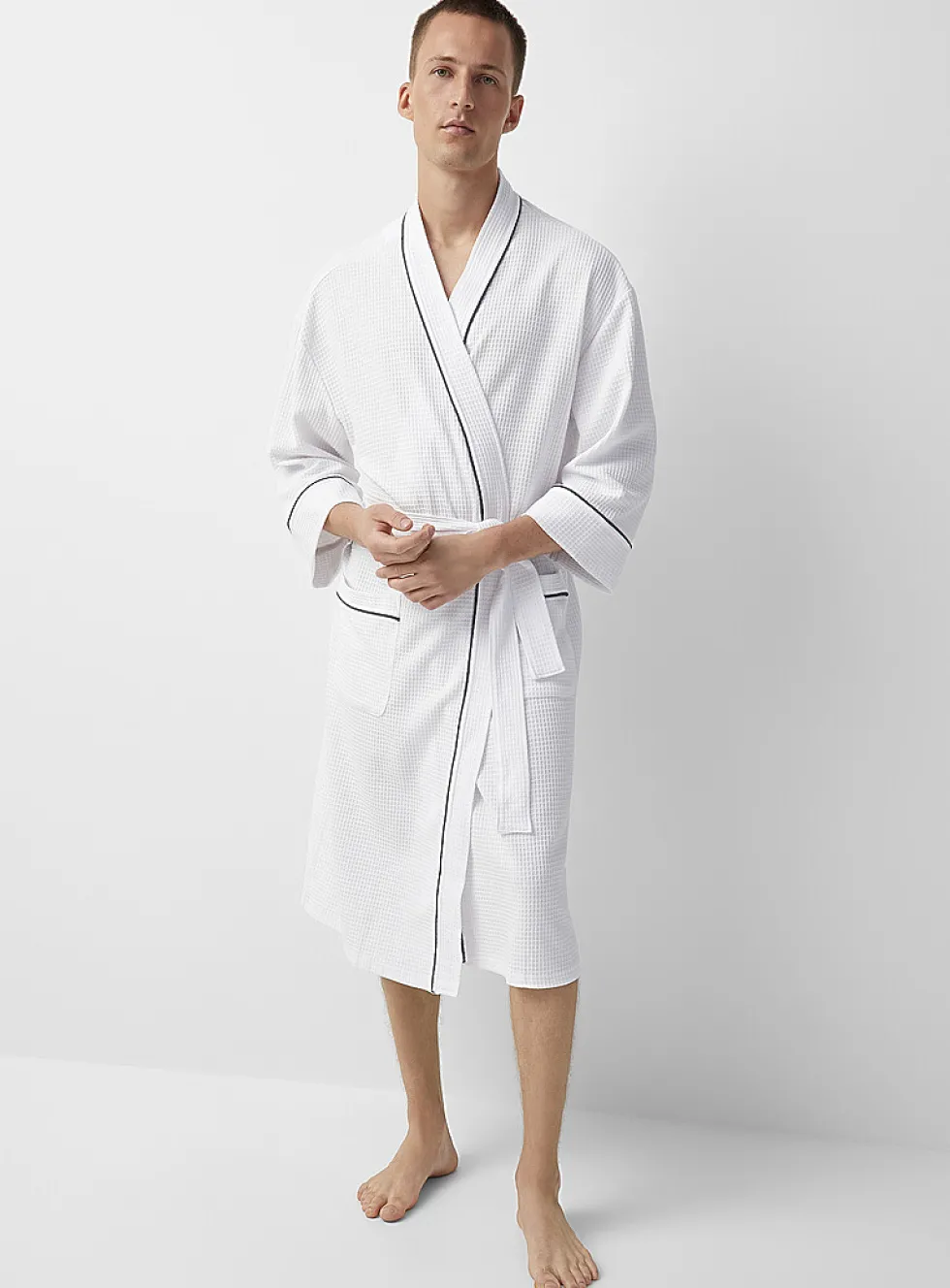 Essential waffled robe