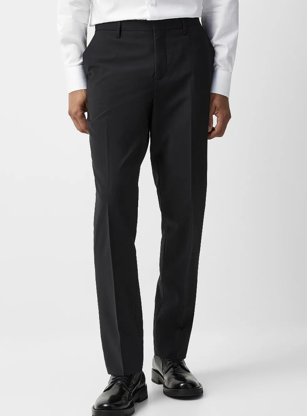 Essential wool-blend pant