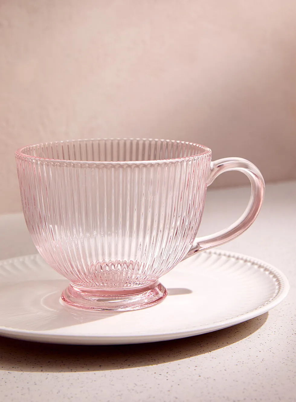 Fine grooved mug