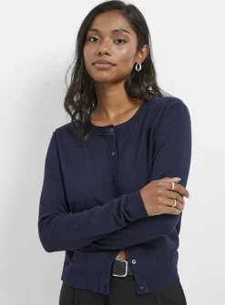 Fine-knit crew-neck cardigan