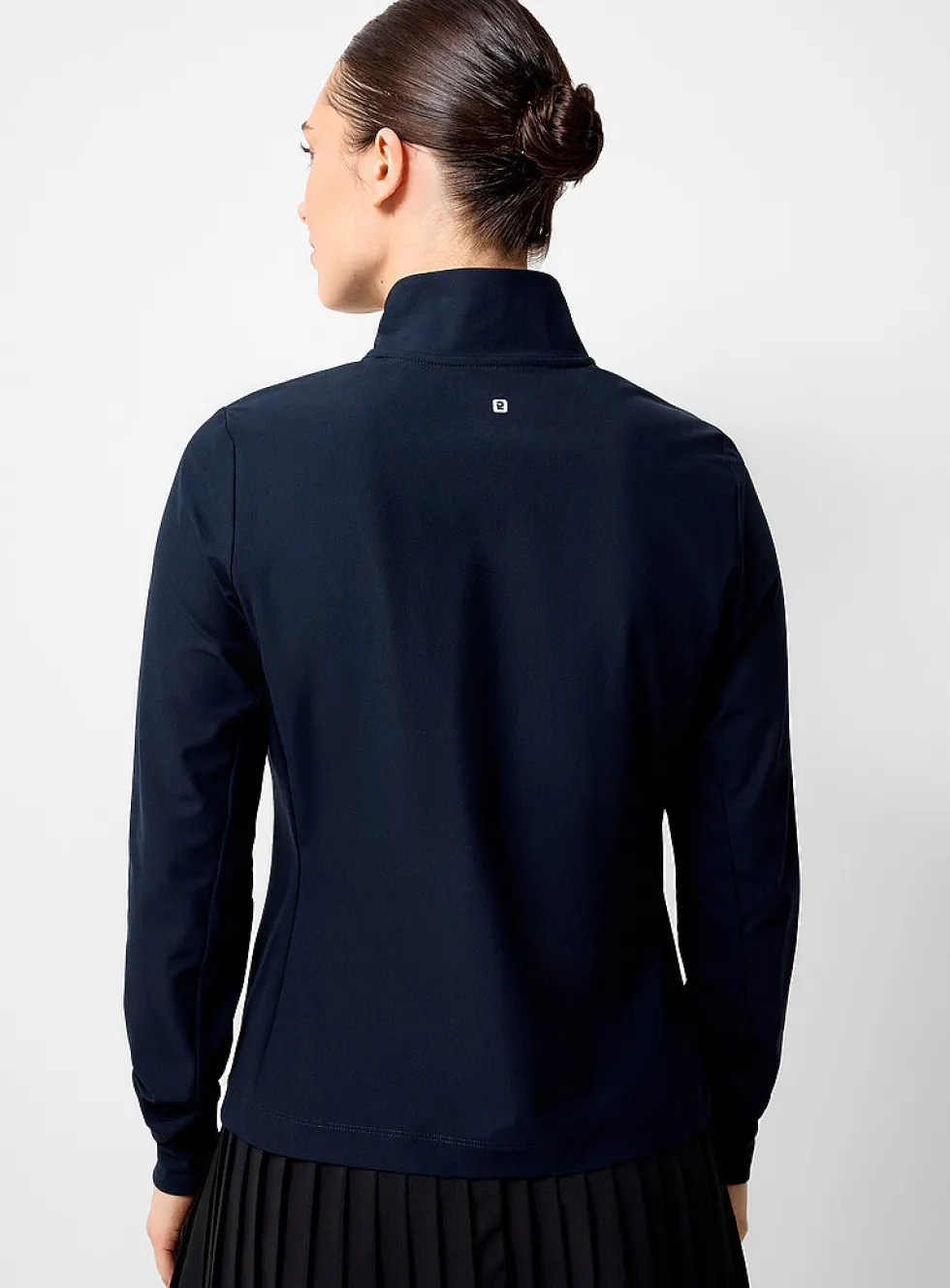Fitted stretch windbreaker jacket