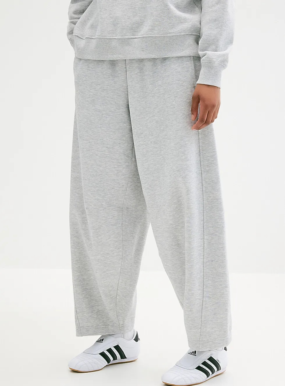 Fleece barrel-leg pant