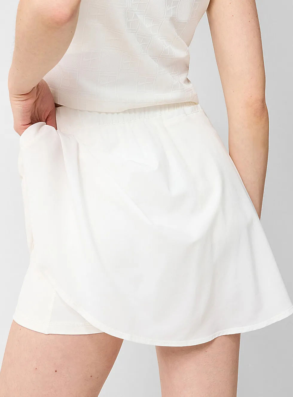 Flouncy golf skort