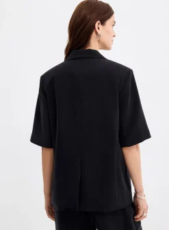 Fluid loose-fit short-sleeve blazer