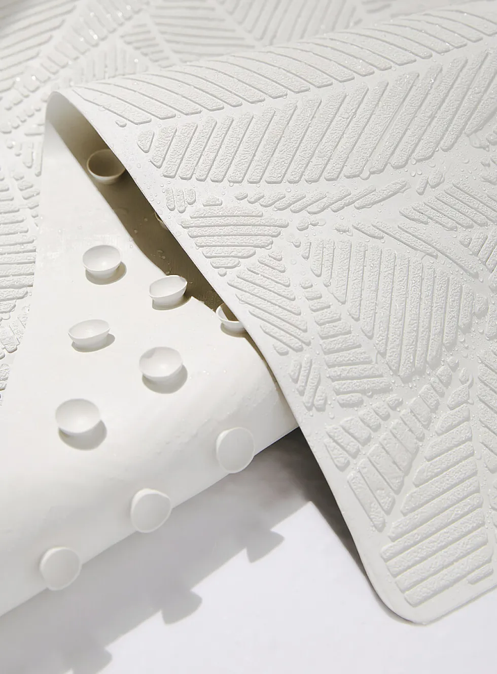 Foliage bath mat