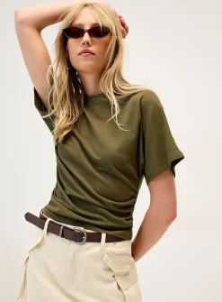 Gathered waist T-shirt