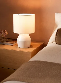 Geometric ceramic table lamp