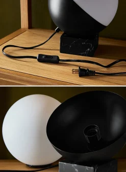 Glass dome table lamp