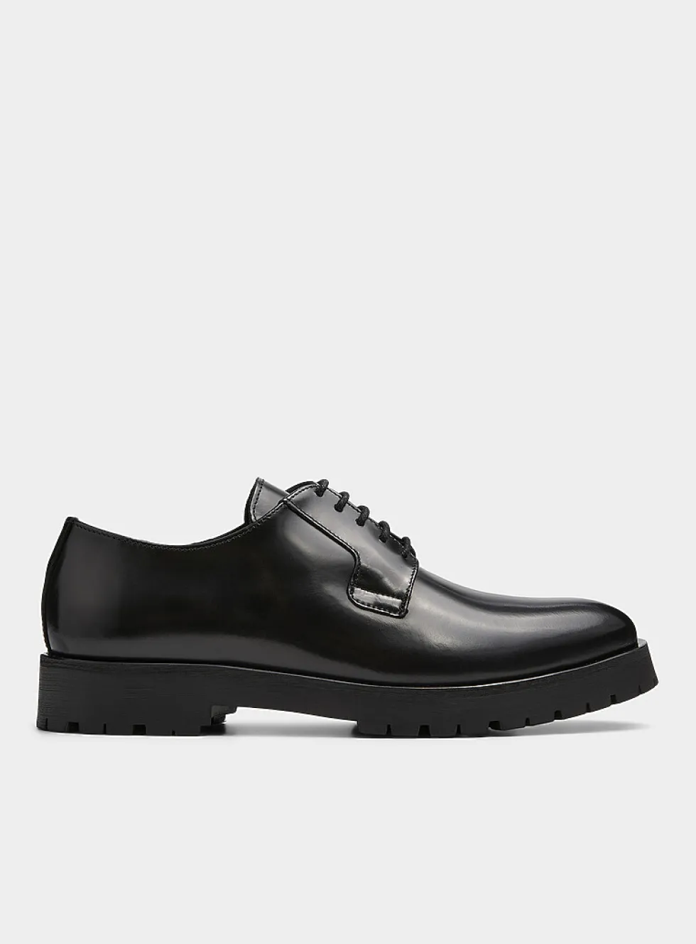 Glossy leather derby shoes