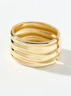 Golden wavy wide bangle