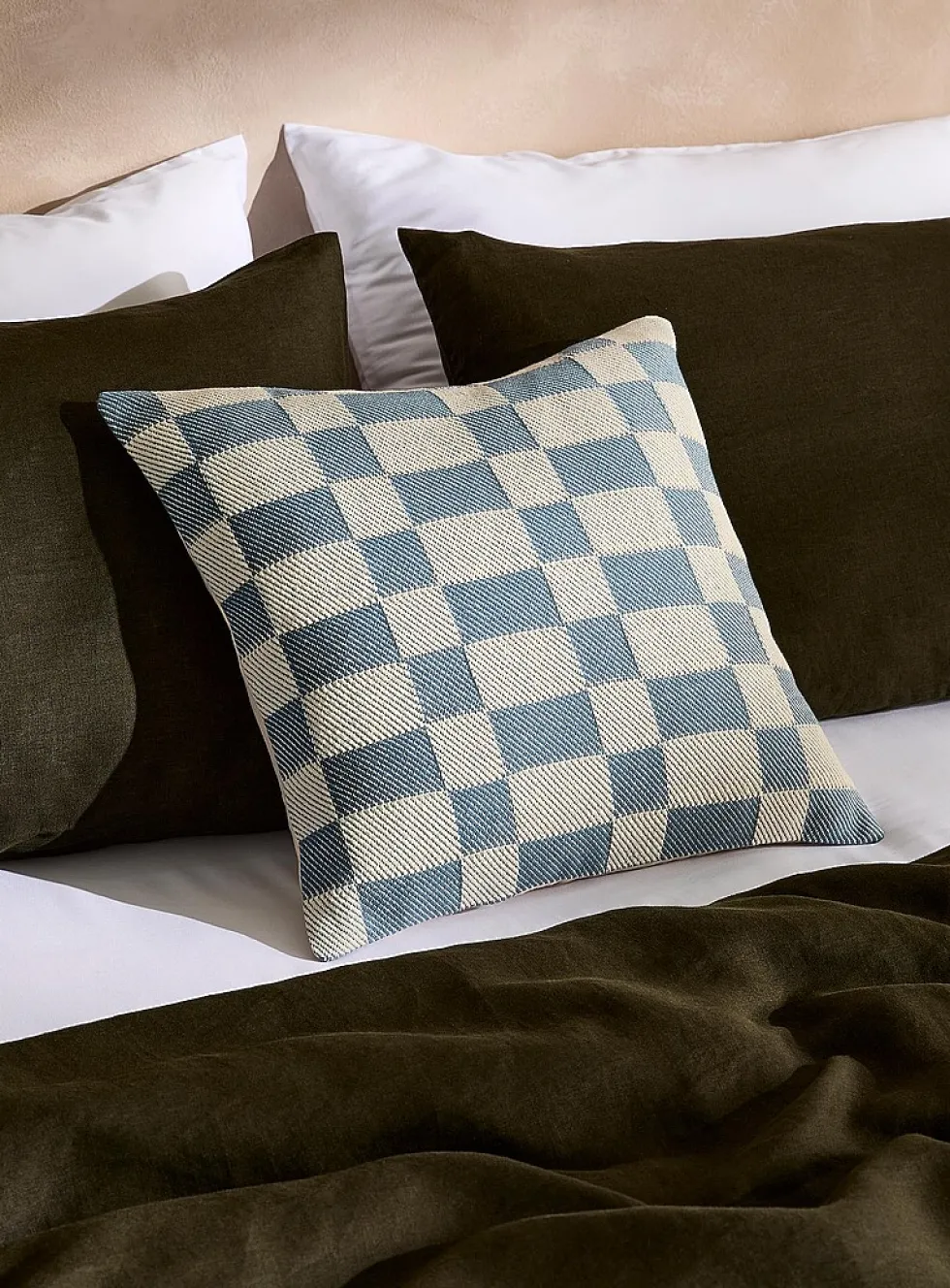 Hatched checks cushion cover