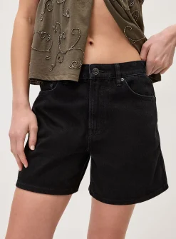 High-rise denim mom short