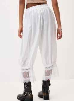Lace ankle bloomer pant