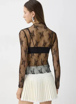 Lace mock neck t-shirt