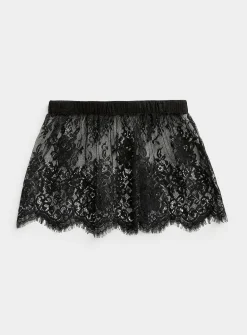 Lace waistband