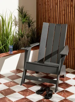 Lakeshore Lounge outdoor chair